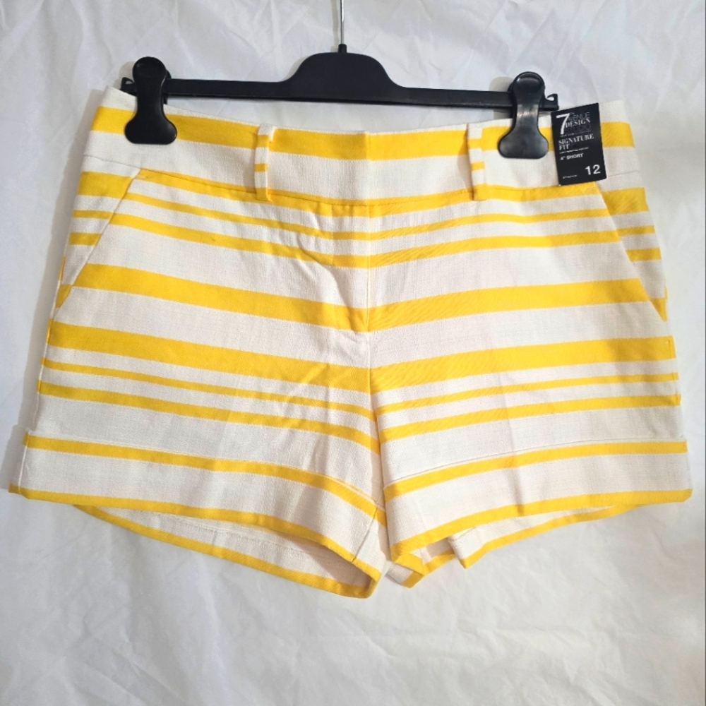 NWT 4" Short 7th Avenue NY & Co Design Studio Sz 12